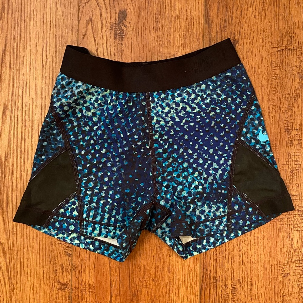 Nike Pro Hypercool